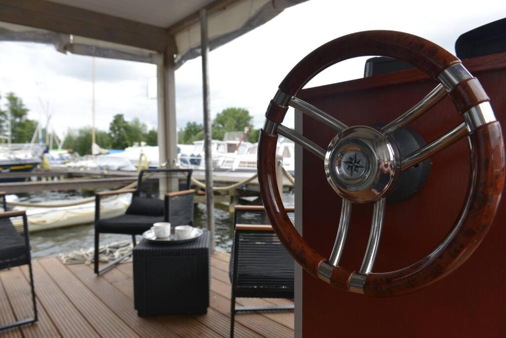 Hausboot NautikHus Werder Havel 4
