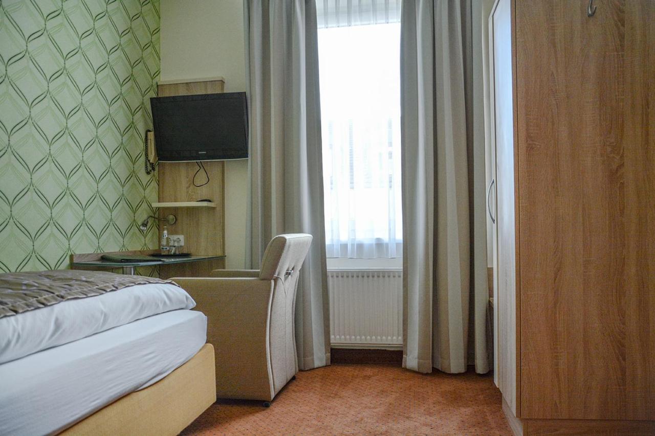 Hotel zur Insel 2
